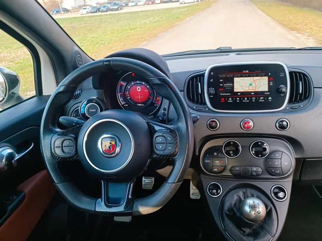 Abarth 595 Competizione *Service Neu * Navigation Beats 12/2016-photo-18