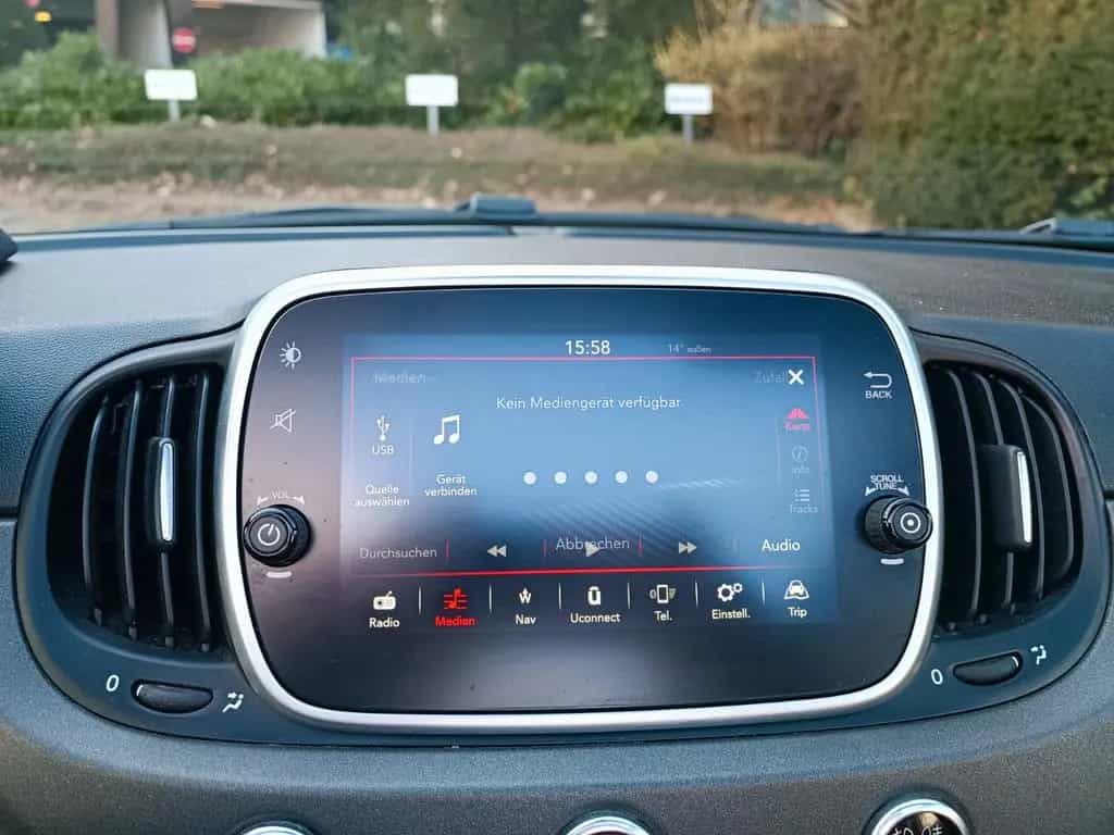 Abarth 595 Competizione *Service Neu * Navigation Beats 12/2016-photo-26