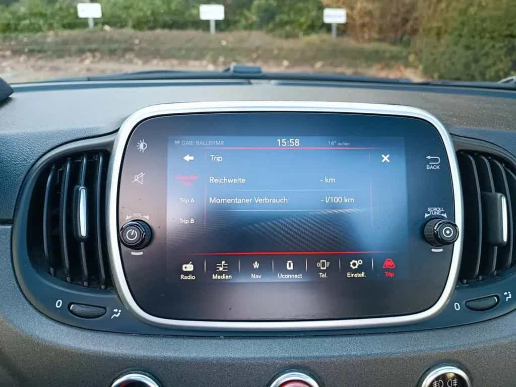 Abarth 595 Competizione *Service Neu * Navigation Beats 12/2016-photo-28