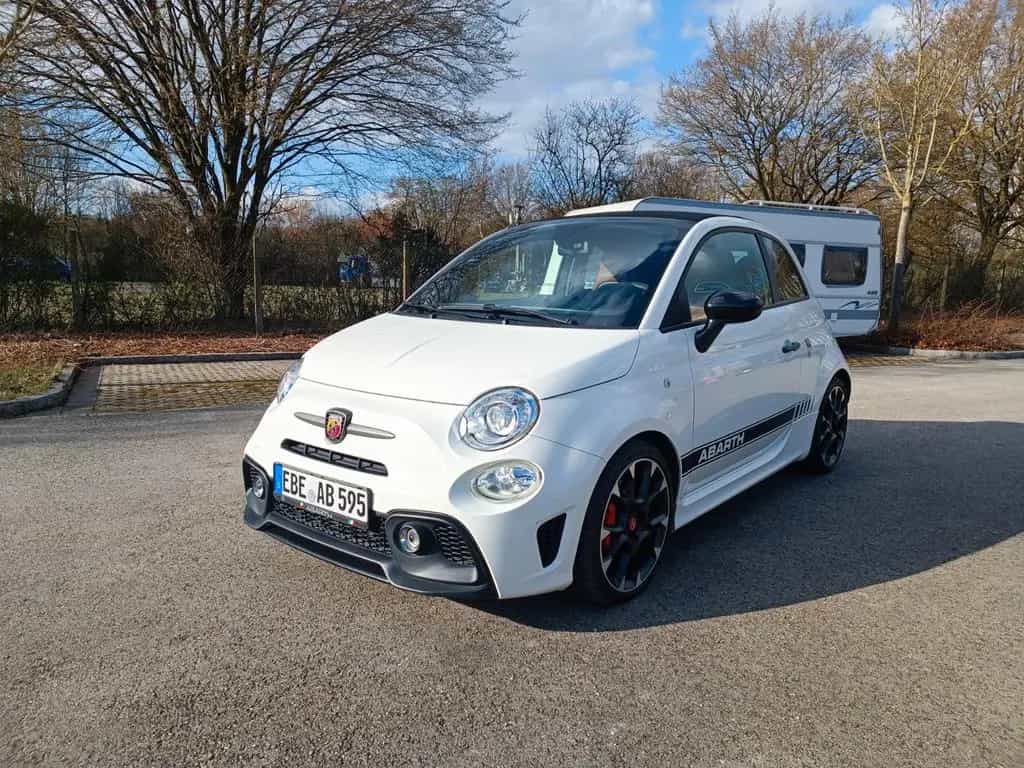 Abarth 595 Competizione *Service Neu * Navigation Beats 12/2016-photo-35