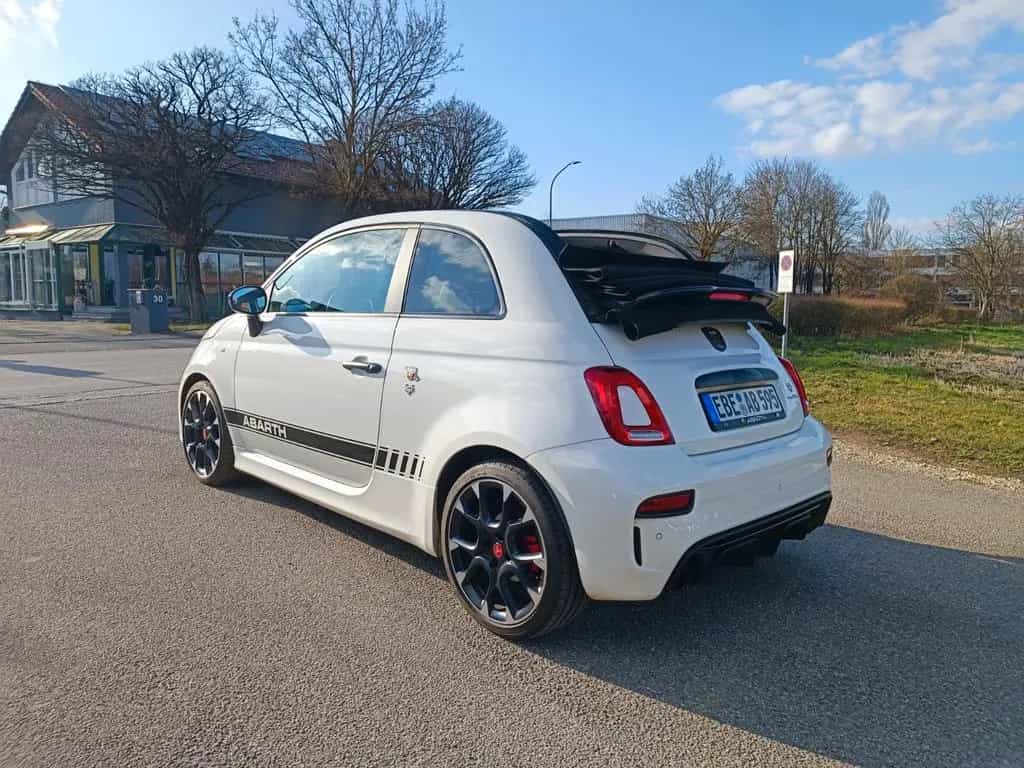 Abarth 595 Competizione *Service Neu * Navigation Beats 12/2016-photo-37