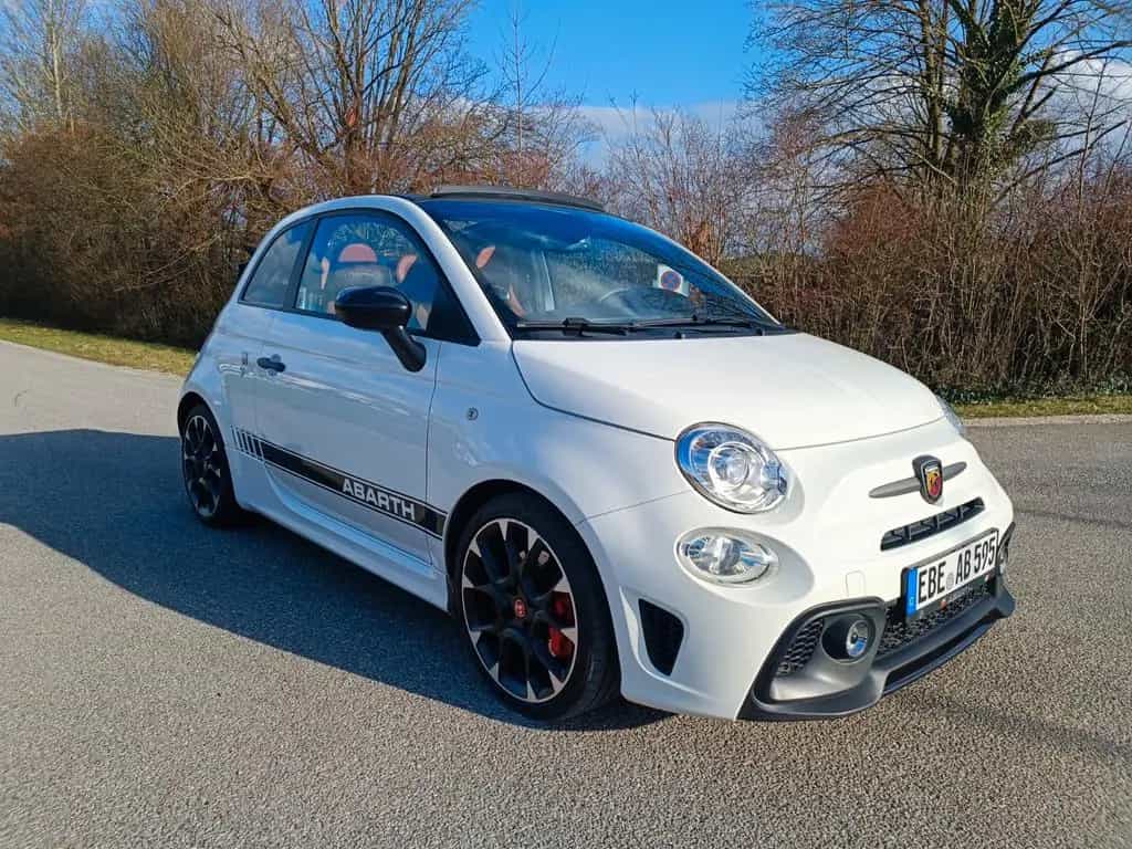 Abarth 595 Competizione *Service Neu * Navigation Beats 12/2016-photo-40