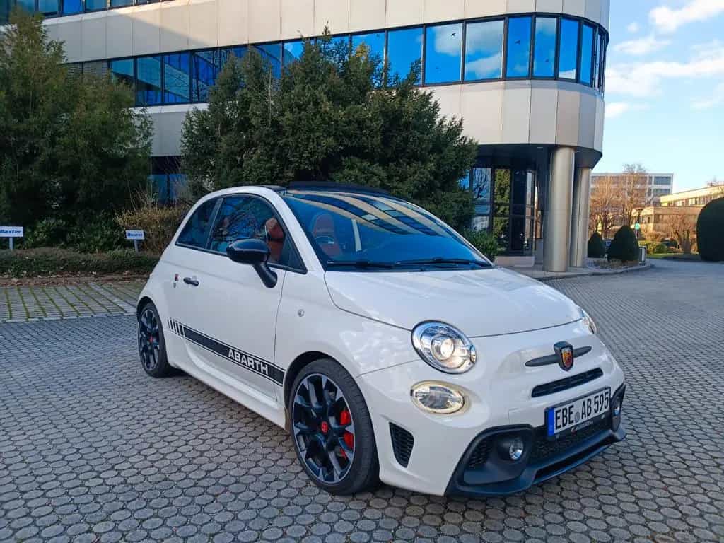 Abarth 595 Competizione *Service Neu * Navigation Beats 12/2016-photo-7