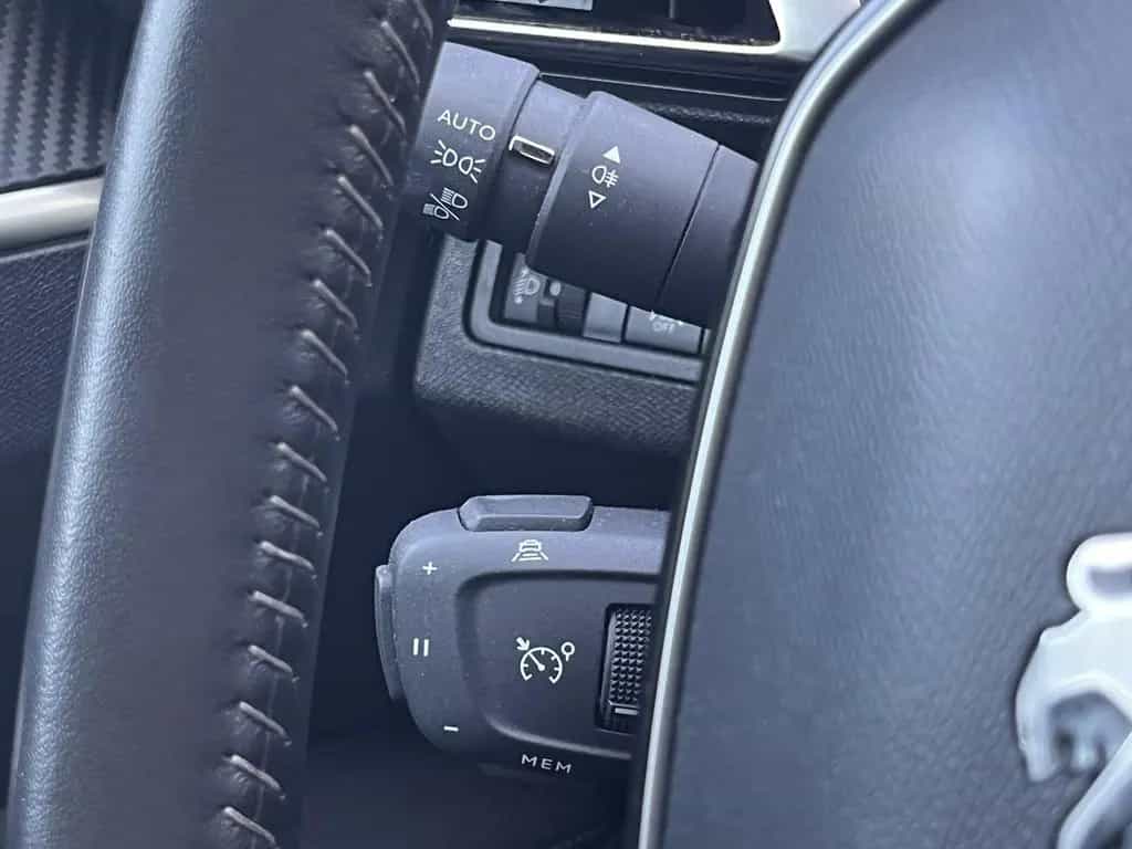 Peugeot 3008 Allure Pack/ACC/NAVI/KAMERA/LED/TOP/ 12/2023-photo-18