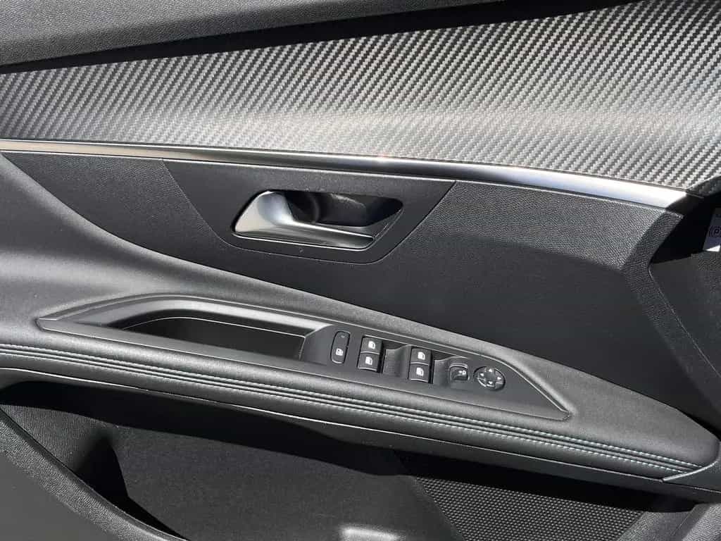 Peugeot 3008 Allure Pack/ACC/NAVI/KAMERA/LED/TOP/ 12/2023-photo-28