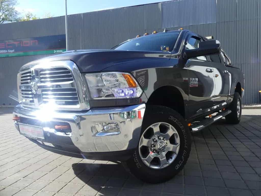 Dodge RAM 1500 6.4 Hemi Big Horn LPG NAVI/KAM/AHK 02/2017-photo-2