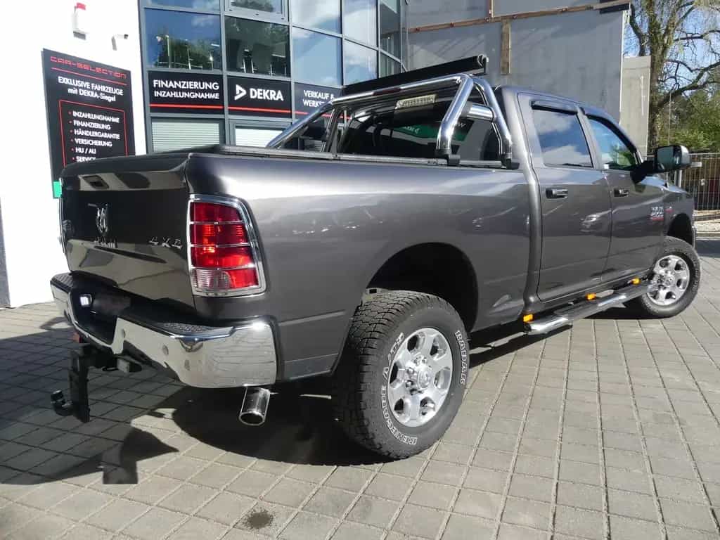 Dodge RAM 1500 6.4 Hemi Big Horn LPG NAVI/KAM/AHK 02/2017-photo-4