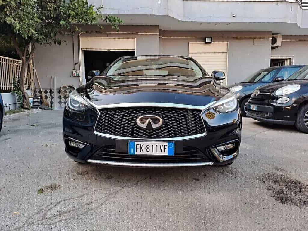 Infiniti Q30 1.5 diesel Premium 07/2017-photo-1