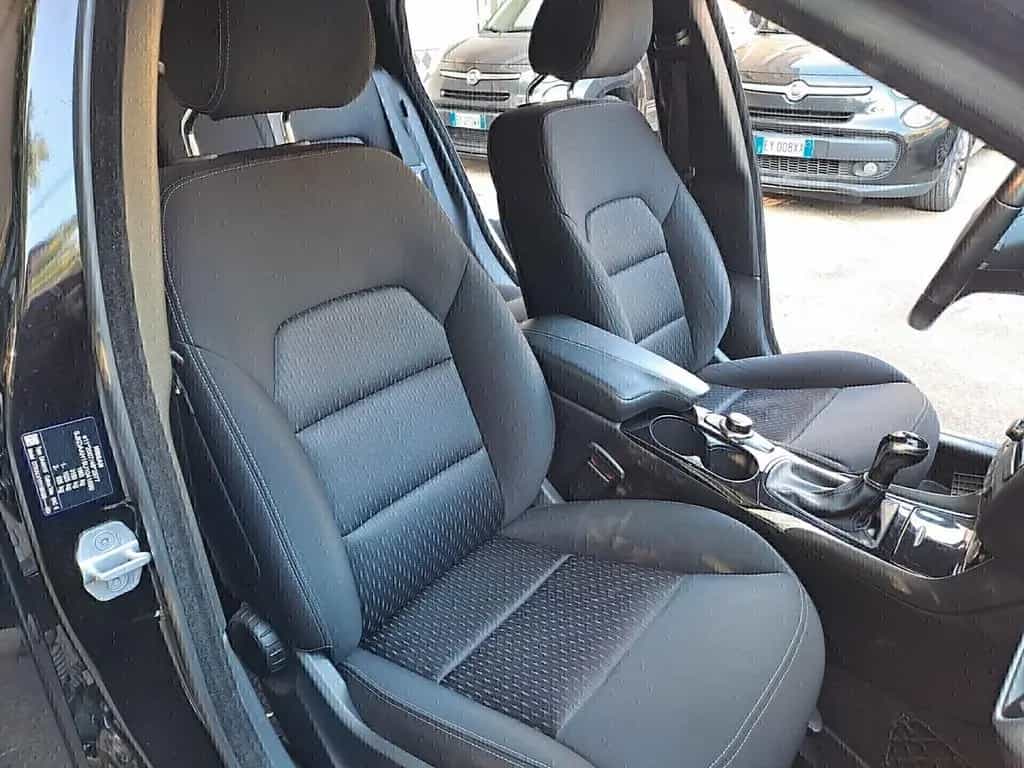 Infiniti Q30 1.5 diesel Premium 07/2017-photo-14