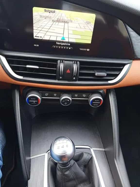 Alfa Romeo Giulia 2.2 Turbodiesel 150 CV Super 10/2017-photo-11