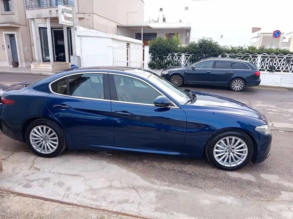 Alfa Romeo Giulia 2.2 Turbodiesel 150 CV Super 10/2017-photo-5