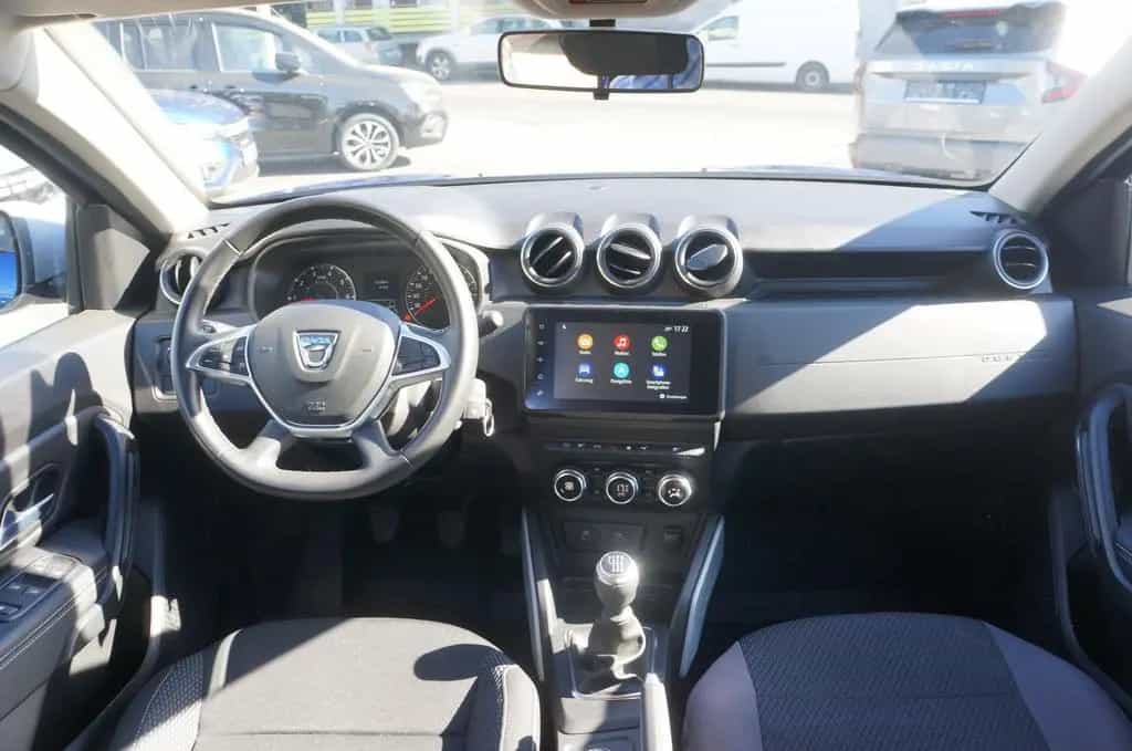Dacia Duster TCe150*4x4*JOURNEY+abn.AHK 17''ALU*NAVI+4 01/2022-photo-2
