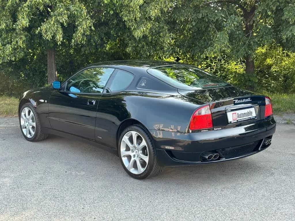 Maserati 4200 Coupe GT 390PS 1.Hand NAVI Leder PDC LM18" 03/2006-photo-3