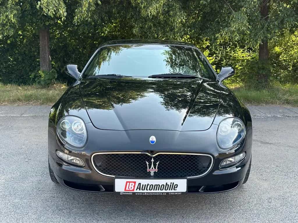 Maserati 4200 Coupe GT 390PS 1.Hand NAVI Leder PDC LM18" 03/2006-photo-4