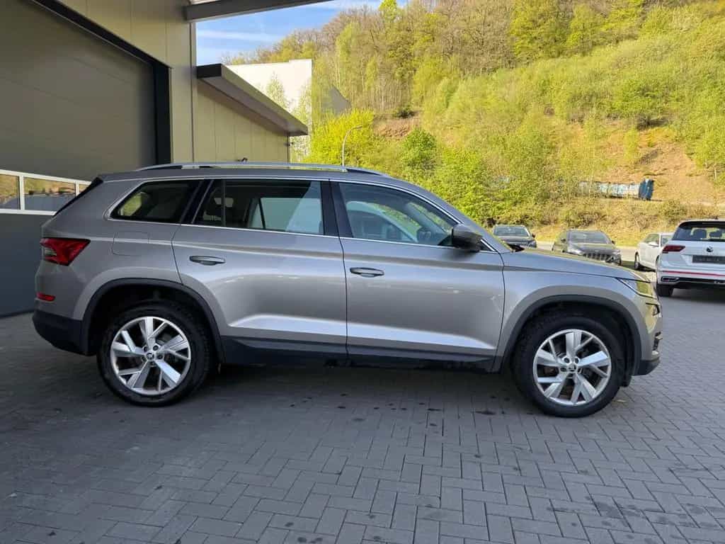Skoda Kodiaq Style *DSG *ACC *LED *360° *APP *DAB 12/2017-photo-3