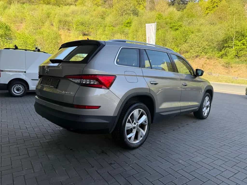 Skoda Kodiaq Style *DSG *ACC *LED *360° *APP *DAB 12/2017-photo-4
