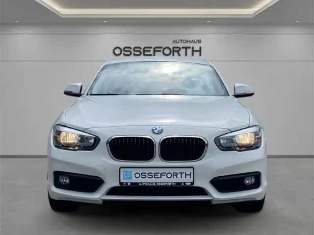 BMW 1 Series i Advantage 136PS 6MT +SHZ+PDC+FSE 09/2016-photo-1