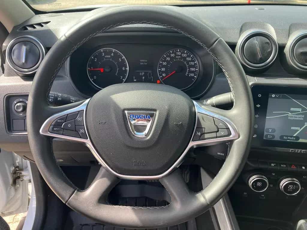 Dacia Duster 150PS Klimaautomatik Kamera Automatik 08/2022-photo-11