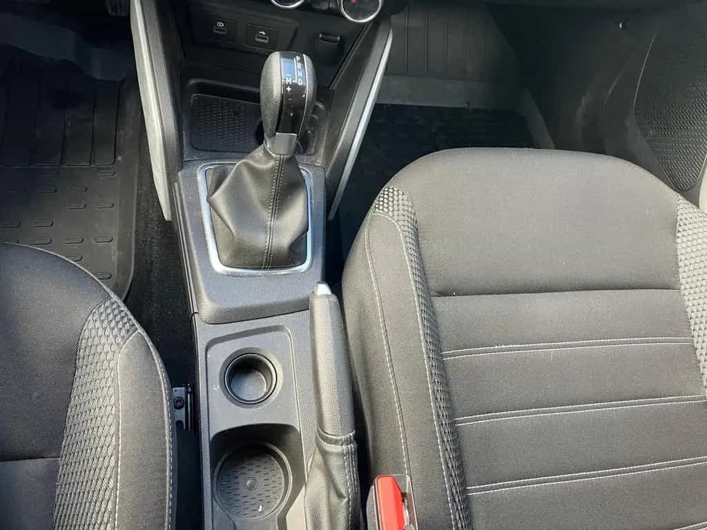 Dacia Duster 150PS Klimaautomatik Kamera Automatik 08/2022-photo-16