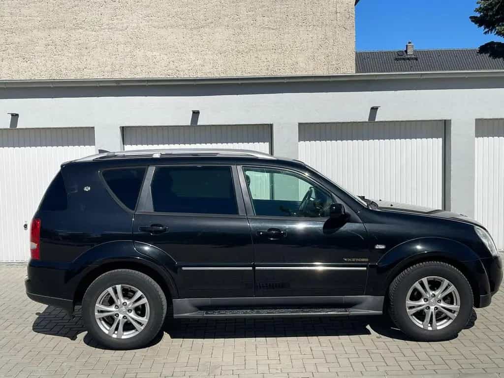 Ssangyong REXTON 7 Sitzer Memory Sitz Navigation Klima PDC 12/2012-photo-3