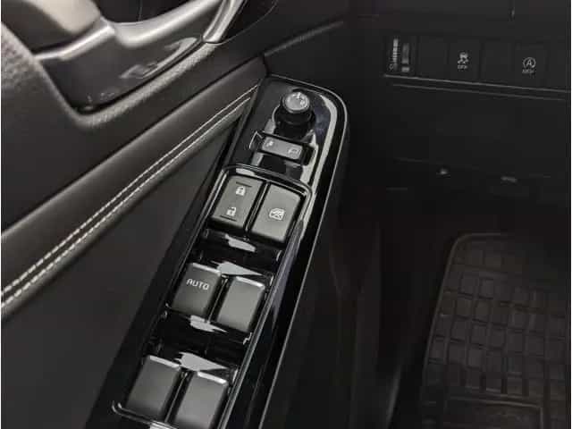 Isuzu D-Max Double Cab 4WD V-CROSS // Vollausstattung/ 09/2021-photo-15