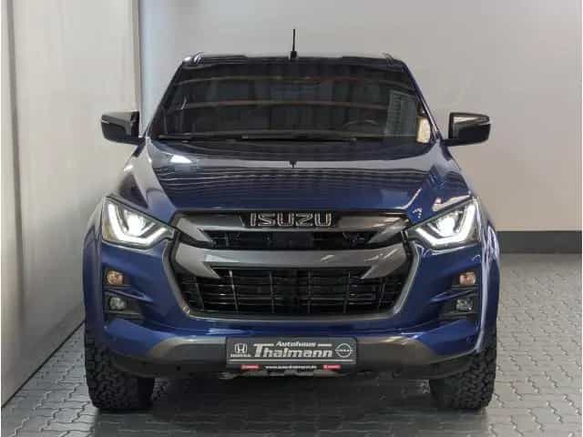 Isuzu D-Max Double Cab 4WD V-CROSS // Vollausstattung/ 09/2021-photo-3