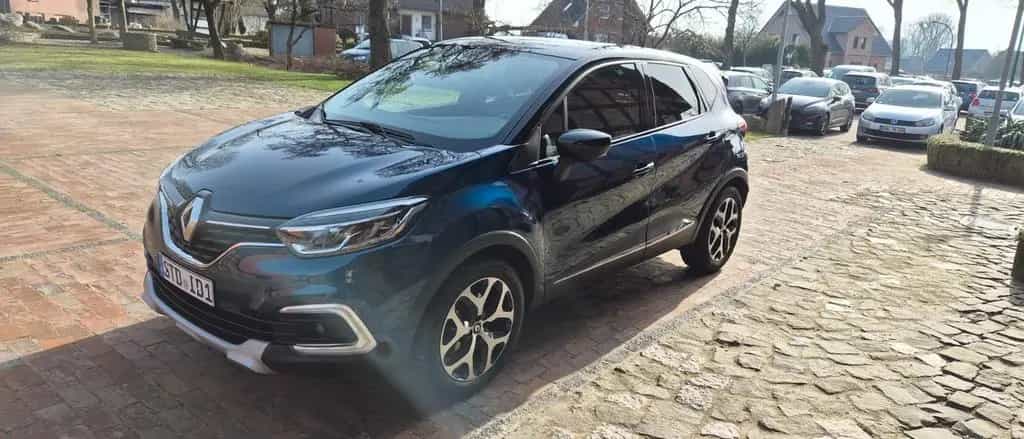 Renault Captur Intens AHK 17" Alu Benzin Klima Navi USB 08/2019-photo-1