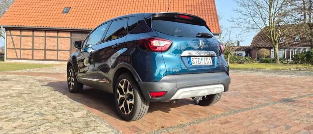 Renault Captur Intens AHK 17" Alu Benzin Klima Navi USB 08/2019-photo-3