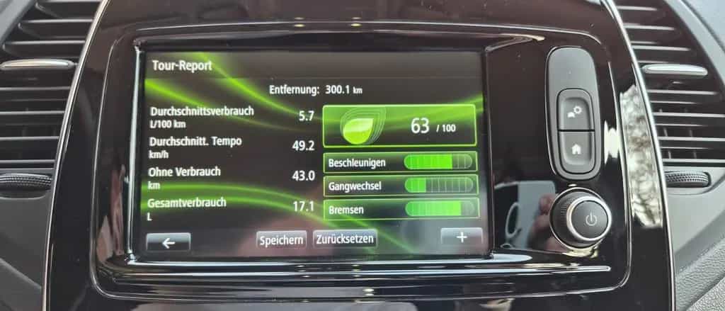 Renault Captur Intens AHK 17" Alu Benzin Klima Navi USB 08/2019-photo-6