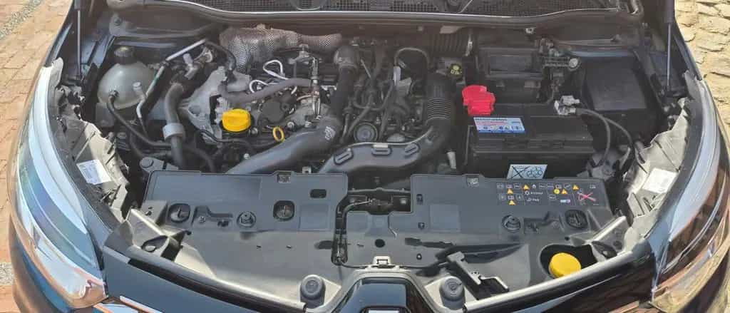 Renault Captur Intens AHK 17" Alu Benzin Klima Navi USB 08/2019-photo-7