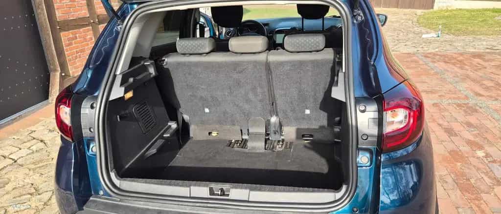 Renault Captur Intens AHK 17" Alu Benzin Klima Navi USB 08/2019-photo-9