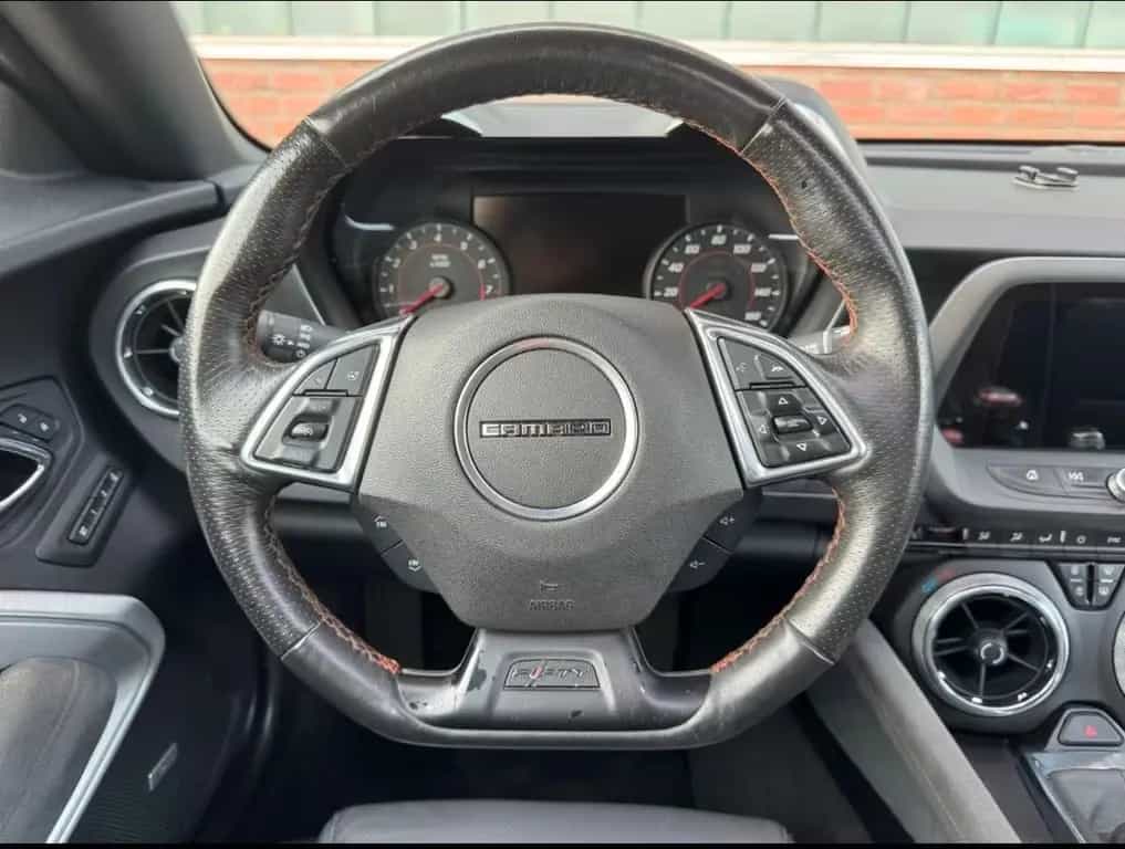 Chevrolet Camaro V6 3,6 50th Anniversary Edition 06/2017-photo-17