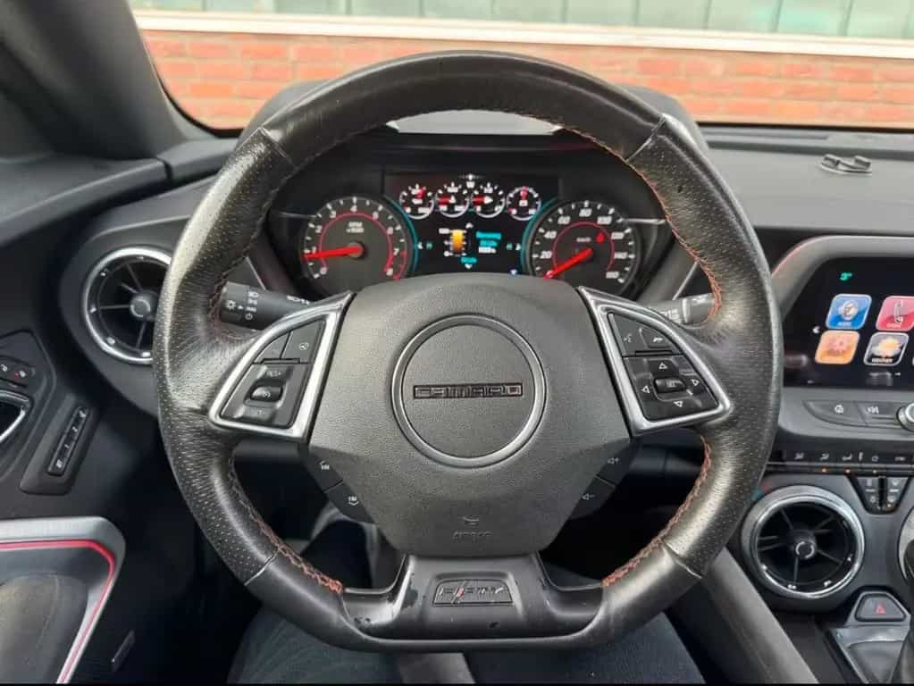 Chevrolet Camaro V6 3,6 50th Anniversary Edition 06/2017-photo-24