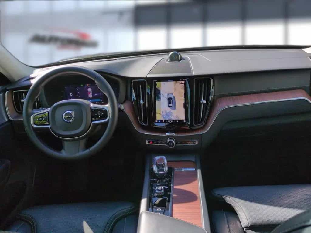 Volvo XC 60 Ultimate Dark AWD 11/2023-photo-12