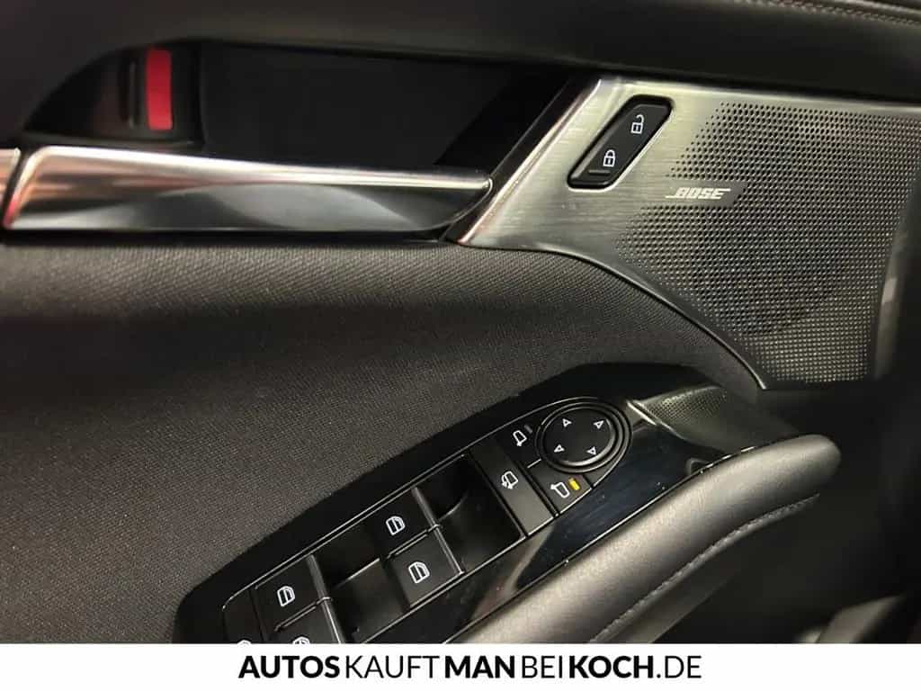 Mazda 3 FB SKY-X 180PS MHybrid 6AG BOSE MatrixLED NAV 03/2021-photo-13