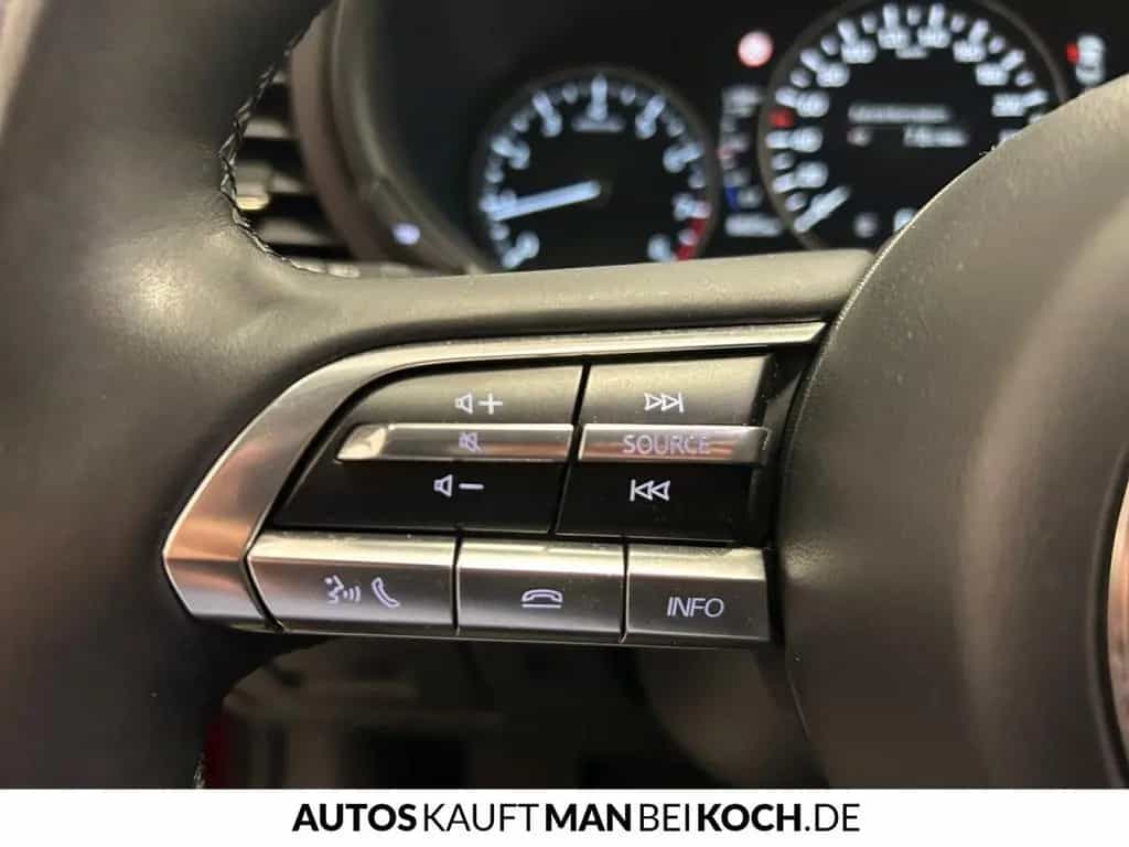 Mazda 3 FB SKY-X 180PS MHybrid 6AG BOSE MatrixLED NAV 03/2021-photo-16