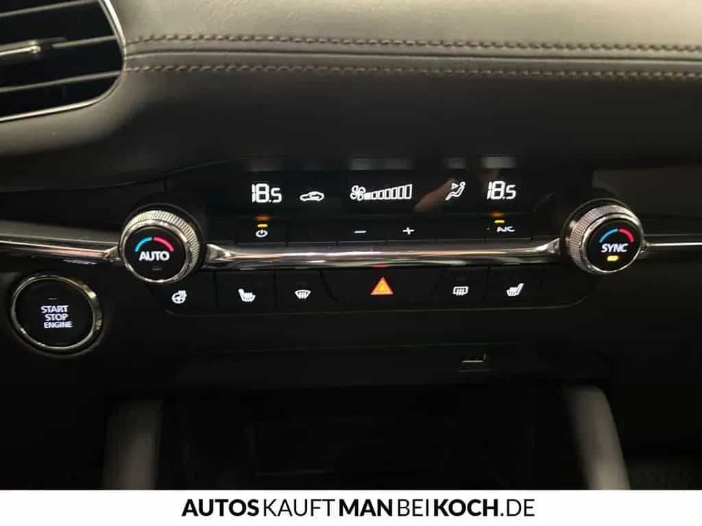 Mazda 3 FB SKY-X 180PS MHybrid 6AG BOSE MatrixLED NAV 03/2021-photo-26