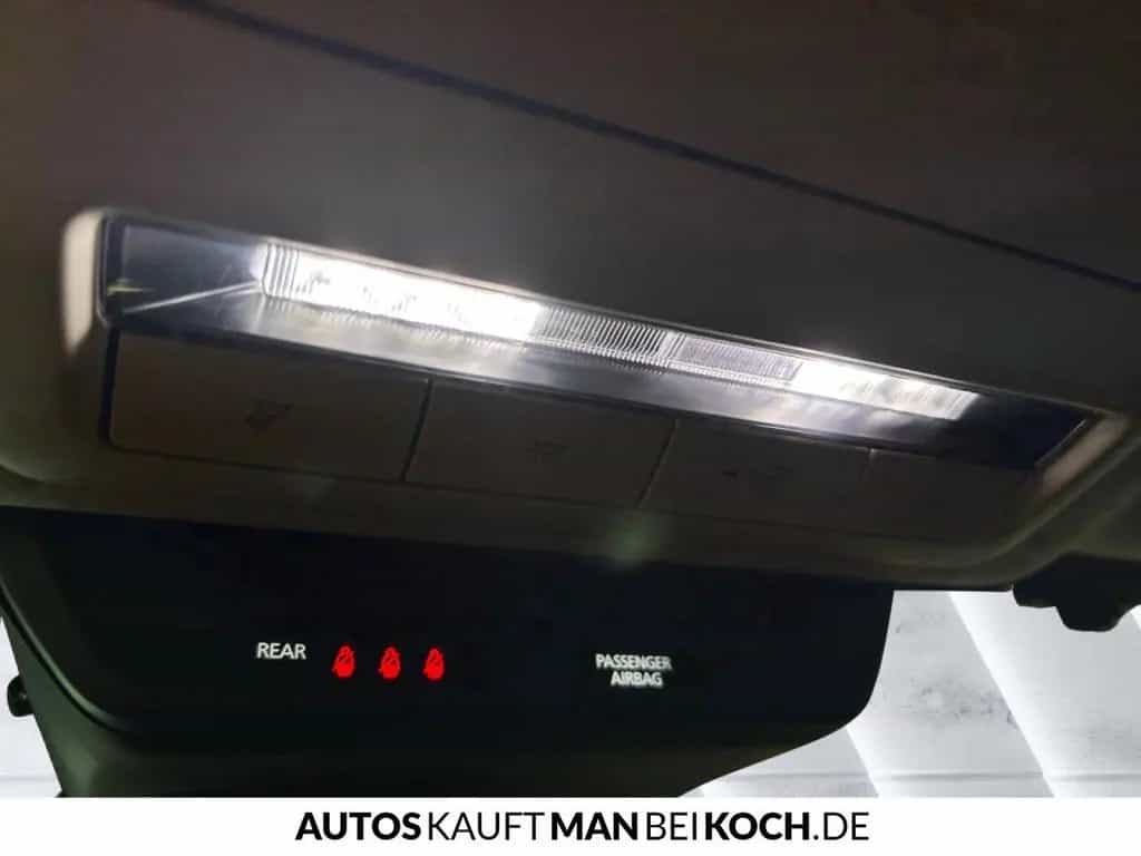 Mazda 3 FB SKY-X 180PS MHybrid 6AG BOSE MatrixLED NAV 03/2021-photo-27