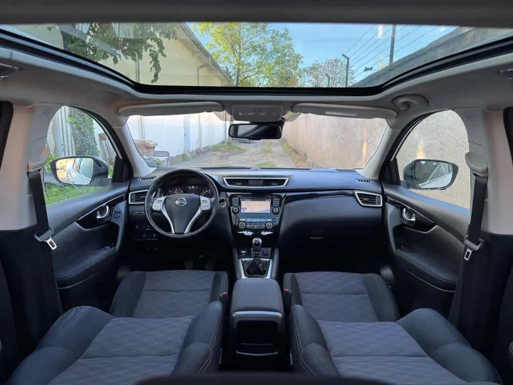 Nissan Qashqai N-Connecta 04/2017-photo-1