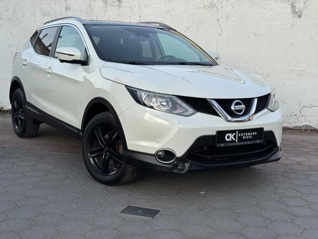 Nissan Qashqai N-Connecta 04/2017-photo-2