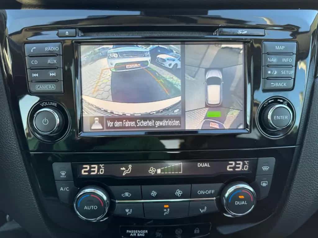 Nissan Qashqai N-Connecta 04/2017-photo-6