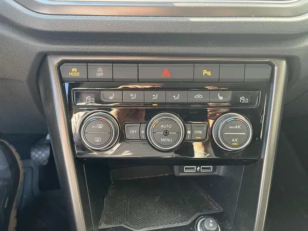 Volkswagen T-Roc 1.5 TSI Style AHK Navi 03/2019-photo-14