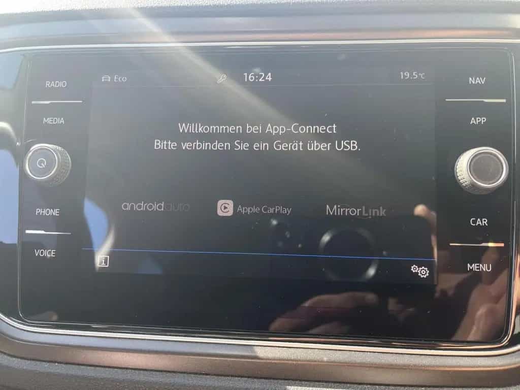 Volkswagen T-Roc 1.5 TSI Style AHK Navi 03/2019-photo-9