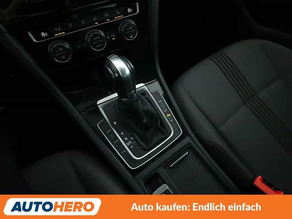 Volkswagen Golf VII 1.4 TSI Allstar BMT Aut. *BI-XENON*PDC* 09/2016-photo-25