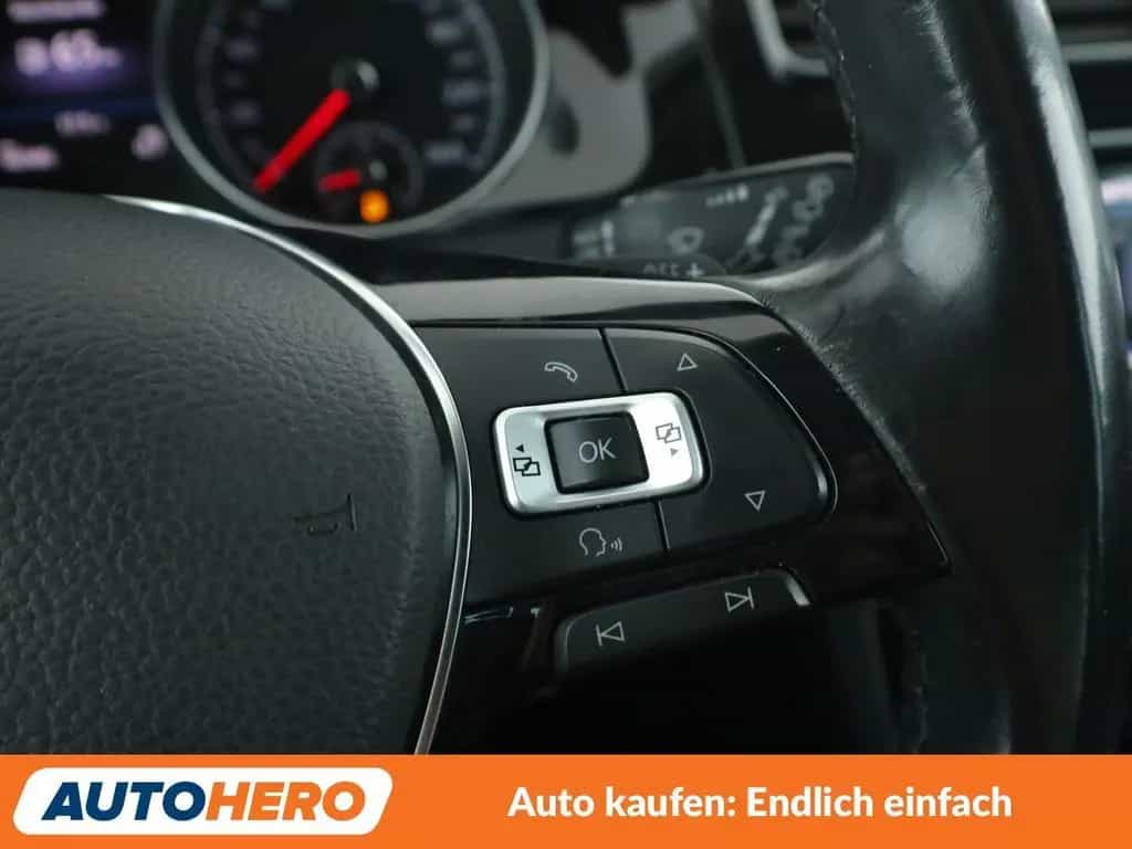 Volkswagen Golf VII 1.4 TSI Allstar BMT Aut. *BI-XENON*PDC* 09/2016-photo-26
