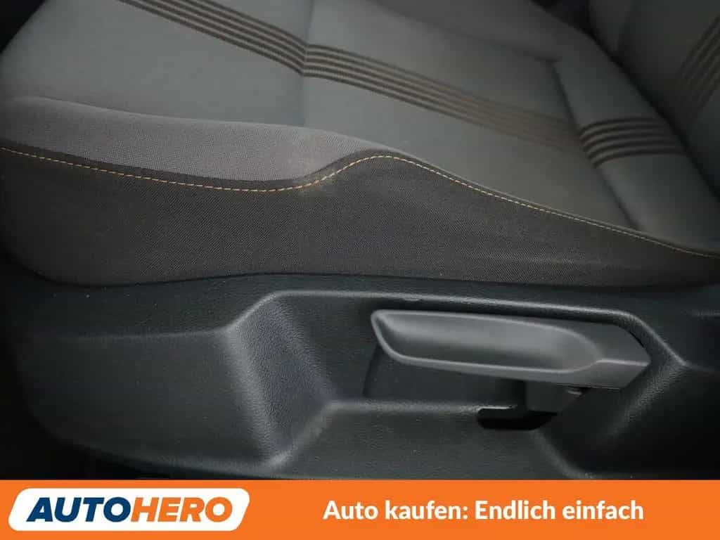Volkswagen Golf VII 1.4 TSI Allstar BMT Aut. *BI-XENON*PDC* 09/2016-photo-31