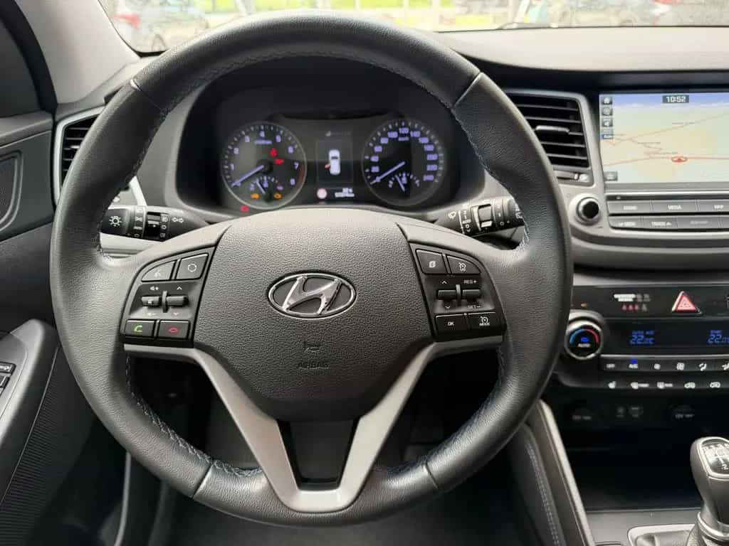 Hyundai TUCSON 1.6 T-GDi AHK NAVI PDC RFK SHZ Tempomat 06/2018-photo-11