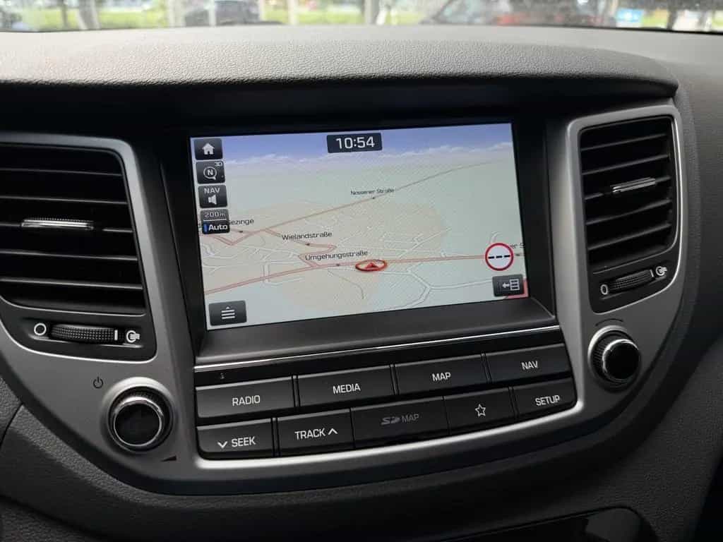 Hyundai TUCSON 1.6 T-GDi AHK NAVI PDC RFK SHZ Tempomat 06/2018-photo-14