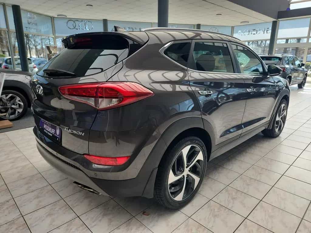 Hyundai TUCSON 1.6 T-GDi AHK NAVI PDC RFK SHZ Tempomat 06/2018-photo-5