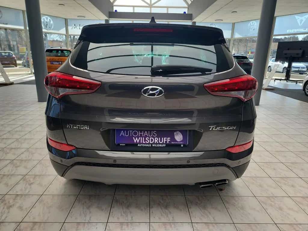 Hyundai TUCSON 1.6 T-GDi AHK NAVI PDC RFK SHZ Tempomat 06/2018-photo-6